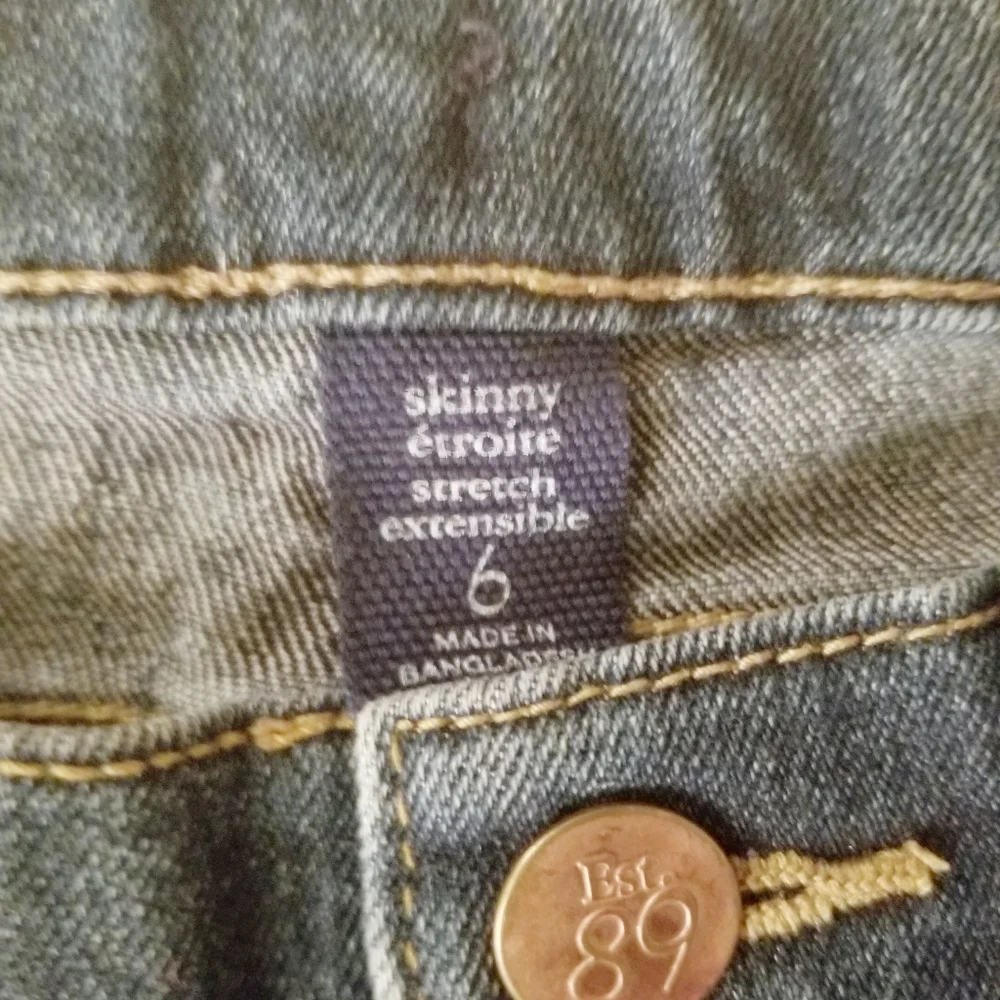THE CHILDREN'S PLACE SKINNY JEANS